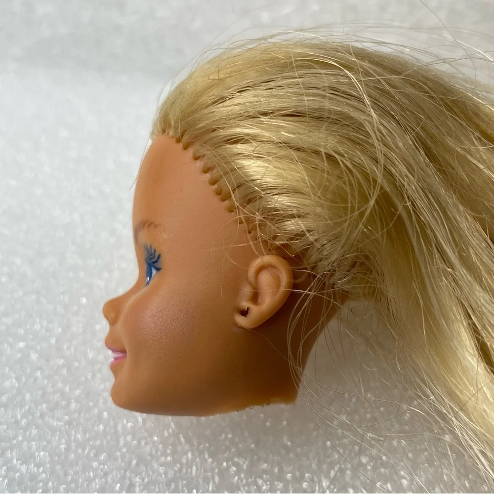 Vintage SUPERSTAR ERA Barbie Doll Blonde Hair Blue Eyes - HEAD Replacement Only